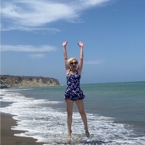 Meet your Posher, Joan